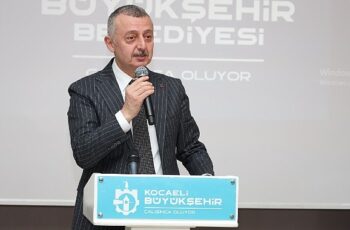 Başkan Büyükakın, Gebze'de servisçilerle buluştu