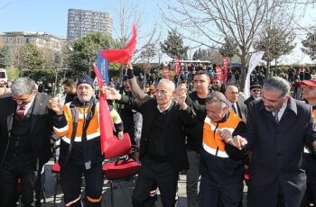 Başkan Çebi, Yüzde 76 Zam İle İşçilerin Yüzünü Güldürdü