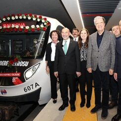 Başkan Engin'den Narlıdere Metrosu Teşekkürü