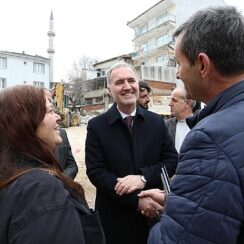 Cuma Mahallesinde Kamulaştırılan Binalar Otopark Oluyor