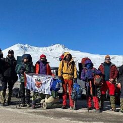 İnegöllü Dağcılar 3917 Rakıma Tırmandı