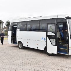 Kartepe'de öğrencilere güvenli yolculuk