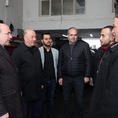 Selçuklu Belediye Başkanı Ahmet Pekyatırmacı 31 Mart Yerel Seçimleri kapsamında Eski Sanayi'de bulunan işyerlerine ziyaret gerçekleştirdi