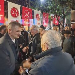 Ali Yıldırım Sezer'e Değirmendere'de sevgi seli