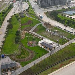 Aliağa'da Rengârenk Bir Bahçe: Green Park