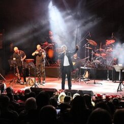 Aydın Büyükşehir Belediyesi, Çanakkale Zaferi'nin 109'uncu yıldönümünde özel bir konser düzenledi