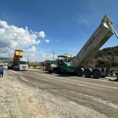 Aydın Büyükşehir  Belediyesi Ekipleri Turizmin Kalbinin Attığı Yolu Yeniliyor