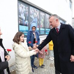 Başkan çocukların Ramazan şenliğine katıldı