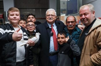 Başkan Deveciler, Kocacami ve Mahkeme Mahalleleri'ndeki Hemşehrileriyle Buluştu