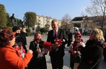 Başkan Sezer: “Kadınlarımıza Pozitif Ayrımcılık Yapmaya Devam Edeceğiz”