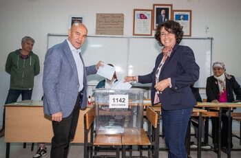 Başkan Soyer'den sandık mesajı:  “Bugün demokrasi günü"