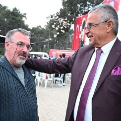 Başkan Topaloğlu'ndan Değirmendere'de iftar yemeği