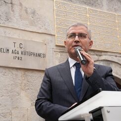 İstanbul'un En Özel Tarihi Kütüphanelerinden Biri Daha Restore Edildi Hacı Salim Ağa Kütüphanesi Yeniden Hizmete Açıldı