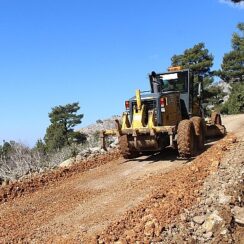 Manavgat Yaylaalan Mahallesi'nde asfalt hazırlığı