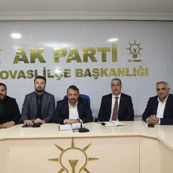 Ömeroğlu, meclis üyesi adayları ile bir araya geldi