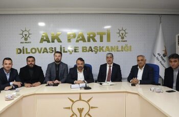 Ömeroğlu, meclis üyesi adayları ile bir araya geldi