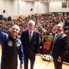 Sanayi ve Teknoloji Bakanı Kacır ile Türkiye'nin ilk astronotu Gezeravcı, EÜ'ye konuk oldu