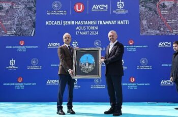 Şehir Hastanesi Tramvay Hattı törenle açıldı