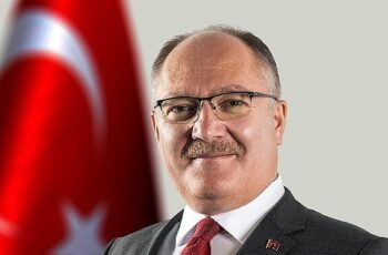 Sivas Belediye Başkanı Hilmi Bilgin, 18 Mart Şehitleri Anma Günü ve Çanakkale Zaferi'nin 109. yıl dönümü sebebiyle bir mesaj yayınladı