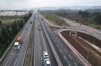 Stadyum bağlantı yolunda tamamlanan kısımlar trafiğe açıldı