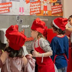 SuperFresh, çocukların   &apos;Pizza Aşkı'nı kutladı