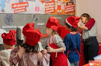 SuperFresh, çocukların   &apos;Pizza Aşkı'nı kutladı