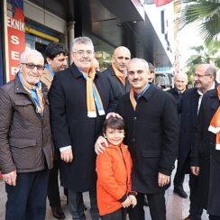 Tipioğlu ve Çiftçi, Fatih Caddesi esnaflarını gezdi