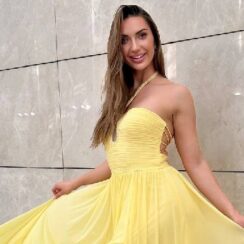 Çok Yönlü Ukraynalı Model Valeria kariyerine Türkiye’de devam edecek