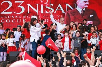 Keçiören'de 23 Nisan'a Yakışır Kutlama