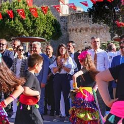 17. Yarımada Spor Oyunları Çeşme'de başladı