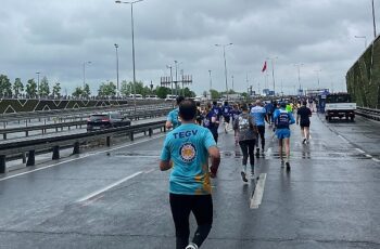 19. İstanbul Yarı Maratonu bağış kampanyasıyla 450 çocuk nitelikli eğitim desteğine kavuştu