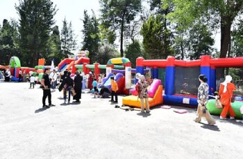 19 Mayıs coşkusu kenti sardı Gençlik Bayramı’nda çocuklar da doyasıya eğlendi