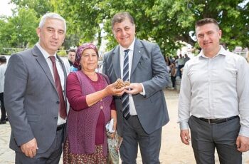 Başkan Tugay’dan Bergama’da altın madenine karşı birlik mesajı  “Hepimizin mücadele etmesi gerek”