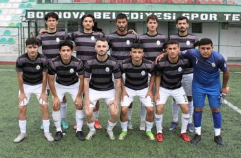 Bornova Belediyespor şampiyon