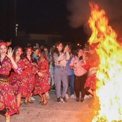 Çeşme'de Hıdırellez Şenliği coşkuyla kutlandı