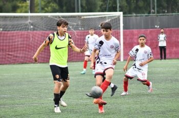 Çiğli’de 19 Mayıs Kutlamaları Futbol Turnuvası ile Başladı