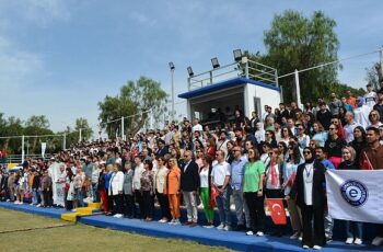 “Ege’ye Vefa Yılı Şenlik Yürüyüşü” renkli görüntülere sahne oldu