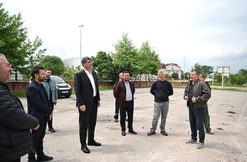 Kartepe Belediye Başkanı Av.M.Mustafa Kocaman, Kubilay İlköğretim Okulu’nda başlatılan ana sınıf yapım çalışmalarını yerinde inceledi