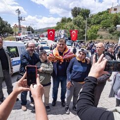 Kayadibi köylülerine Başkan Tugay'dan Hıdırellez sürprizi