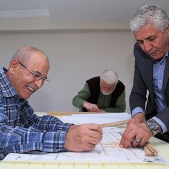 Keçiören Belediyesi Huzurevi’nde yaş almış büyükler için model uçak yapımına yönelik eğitimler başladı