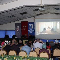 Konya Büyükşehir’den Görme Engelliler İçin Sesli Betimlemeli Film Etkinliği