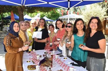 Türkiye’nin en büyük ve en kapsamlı çevre festivali olan Kadıköy Çevre Festivali, Selamiçeşme Özgürlük Parkı’nda başladı