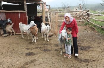 Üretici Cansu Biçer; “Herkes toprağına sahip çıkmalı”