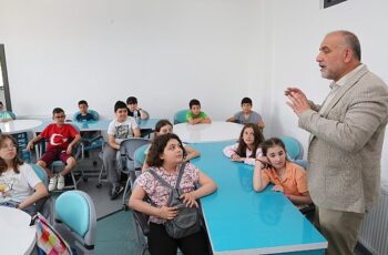 Başkan İbrahim Sandıkçı: “Milli Teknoloji Hamlesi’ne özgün fikirleri ve eserleriyle katkı sağlayan nesilleri yetiştiriyoruz”