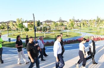 Başkan Özyiğit, Yenişehir Belediyesi Bisiklet Eğitim Parkı’nı gezdi