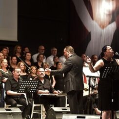 Bornova’da coşku dolu Türk Sanat Müziği Konseri