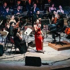 Büyükşehir Orkestrası ve Esther Abrami’den Muhteşem Konser