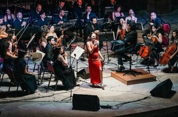 Büyükşehir Orkestrası ve Esther Abrami’den Muhteşem Konser