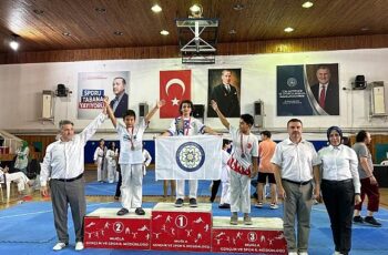 Büyükşehir Taekwondocuları İl Şampiyonu Oldu