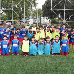 İBB, geçtiğimiz yıllarda profesyonel bir futbol kulübü tarafından kiralanan Balat Spor Tesisini yenileyerek amatör spor kulüplerinin kullanımına açtı